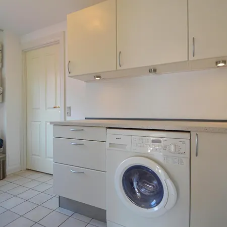 3 Bedroom Cozy In Σπίτι διακοπών