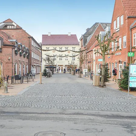 3 Bedroom Stunning In * トゥナー